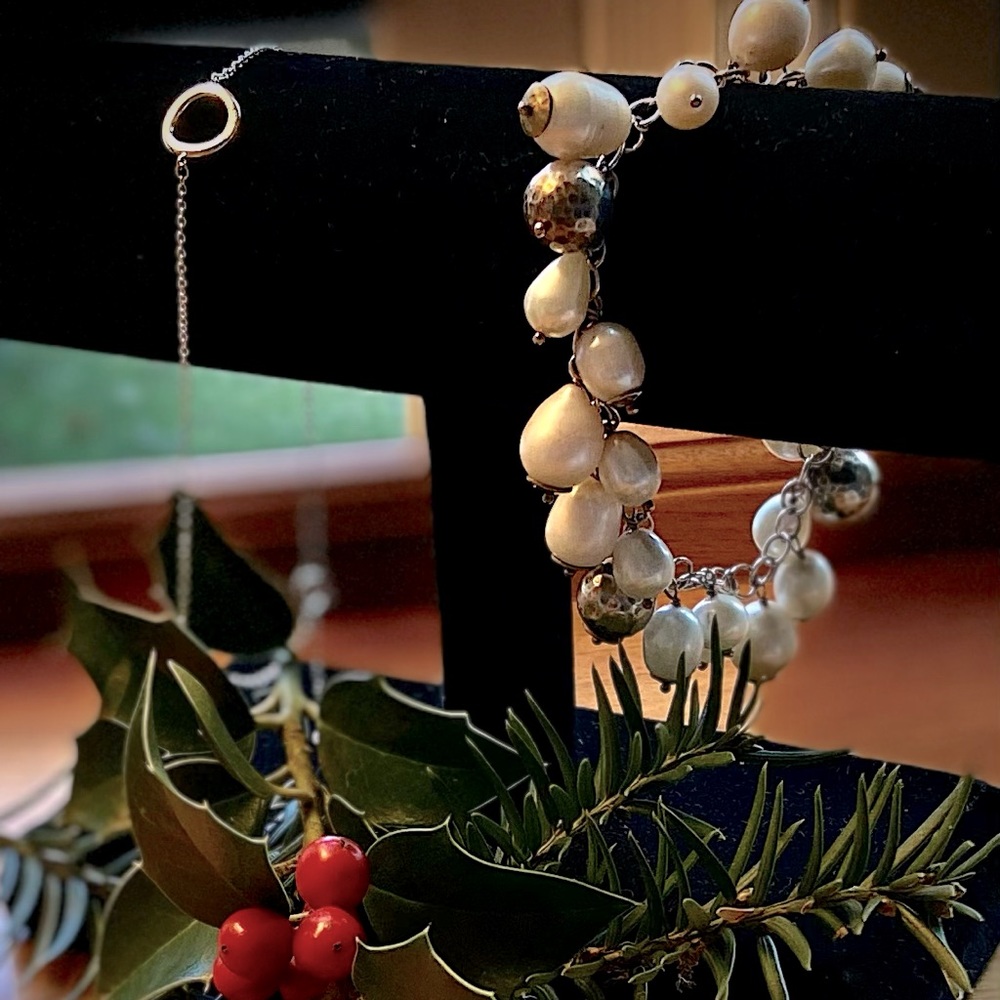 Fresh water pearl and sterling silver bracelet